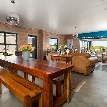 Malkopvlei Stay At Friends Economic Rooms מראה חיצוני תמונה