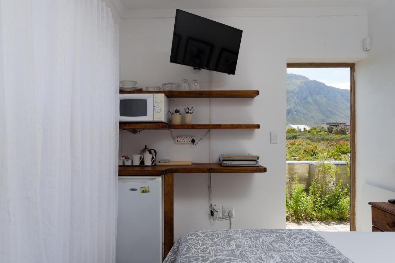 Malkopvlei Stay At Friends Economic Rooms מראה חיצוני תמונה